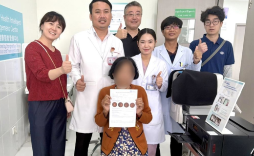 解放日报：一周内完成从建设到试运行，“上海视觉健康模式”落地柬埔寨