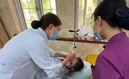 免陪照护，让眼科手术不再“两眼一抹黑”